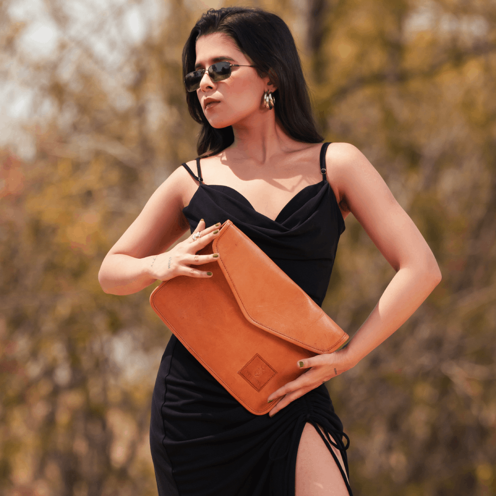 Malhotra leather laptop sleeve by Havynhide — view 2 of 8