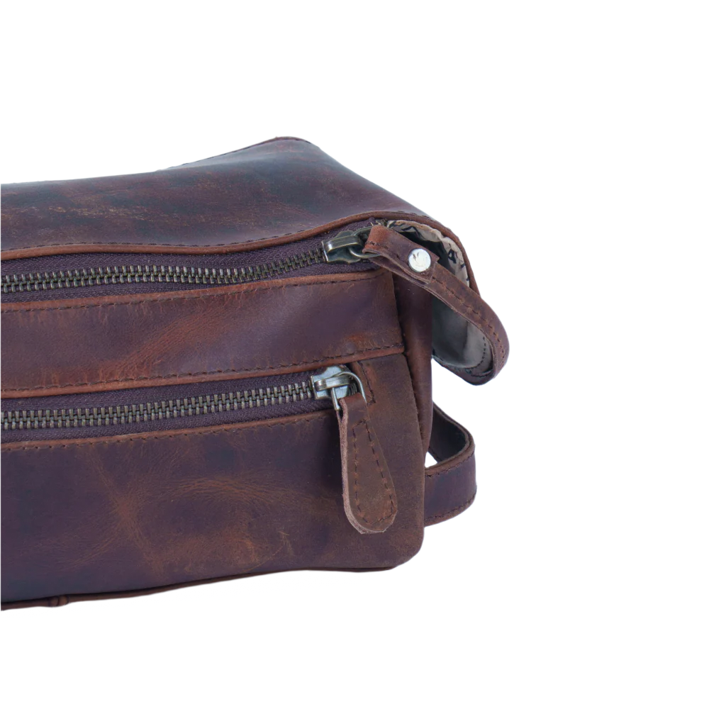 Kapoor leather toiletry bag by Havynhide — view 5 of 8